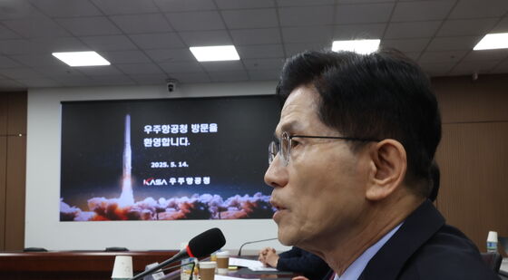 김문수, 우주항공청 찾아 자유토론