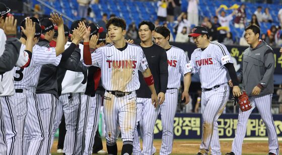 LG 키움에 완승