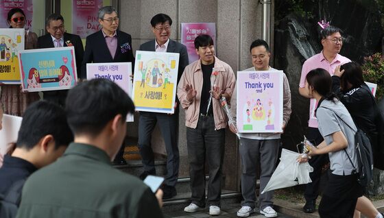 '스승의날', 학생에게 사랑 전한 교사들…"얘들아 사랑해"