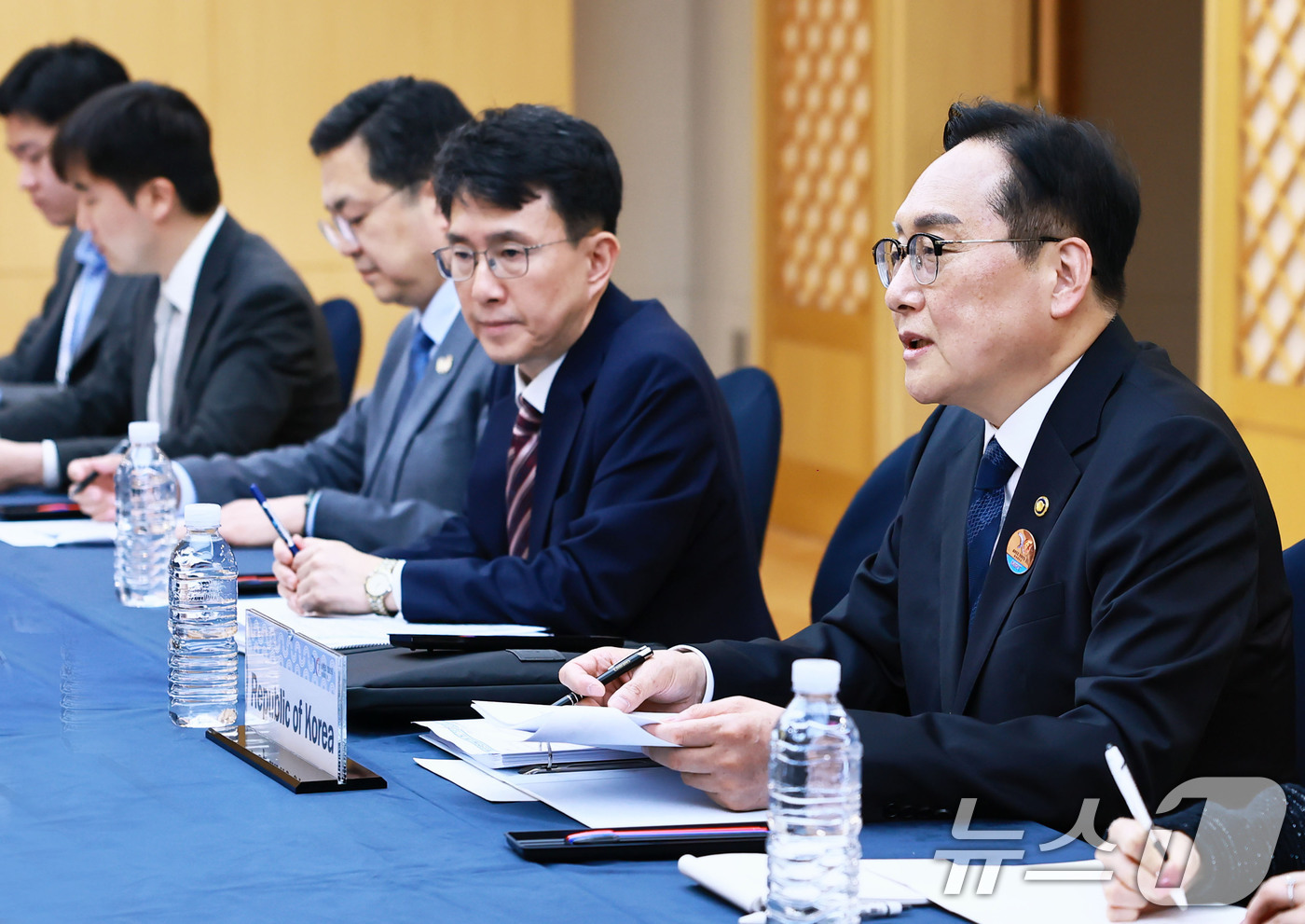 (서울=뉴스1) = 정인교 산업통상자원부 통상교섭본부장이 15일 제주 서귀포시 제주국제컨벤션센터에서 열린 '2025 APEC 통상장관회의'에 참석해 리청강 중국 상무부 국제무역협상 …