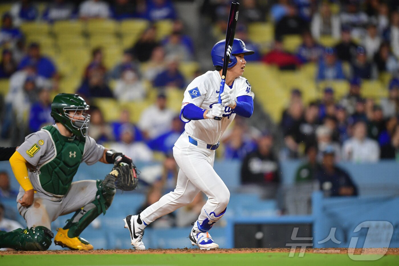 본문 이미지 - 김혜성이 15일(한국시간) 열린 애슬레틱스-LA 다저스전에서 메이저리그 데뷔 홈런을 터뜨렸다. ⓒ 로이터=뉴스1