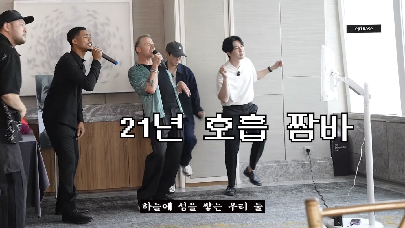본문 이미지 - 사이먼 페그, 그렉 타잔 데이비스 /롯데엔터테인먼트 제공