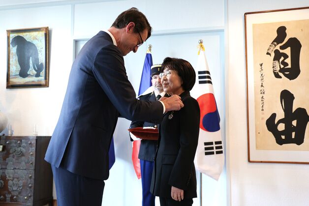 최정화 CICI 이사장, 韓여성 최초 佛 레지옹 도뇌르 오피시에 훈장…"큰 영예"