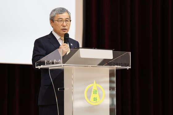 정근식 서울교육감 "더는 어린 학생 독재·폭력에 희생 안 돼"