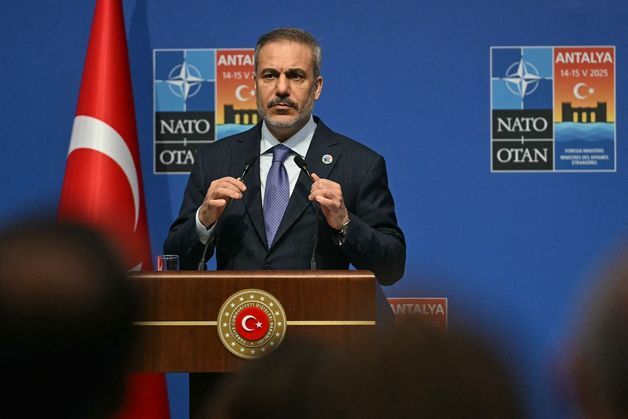 튀르키예 외무 "이란 군사 개입 반대…불안정화 피해야"