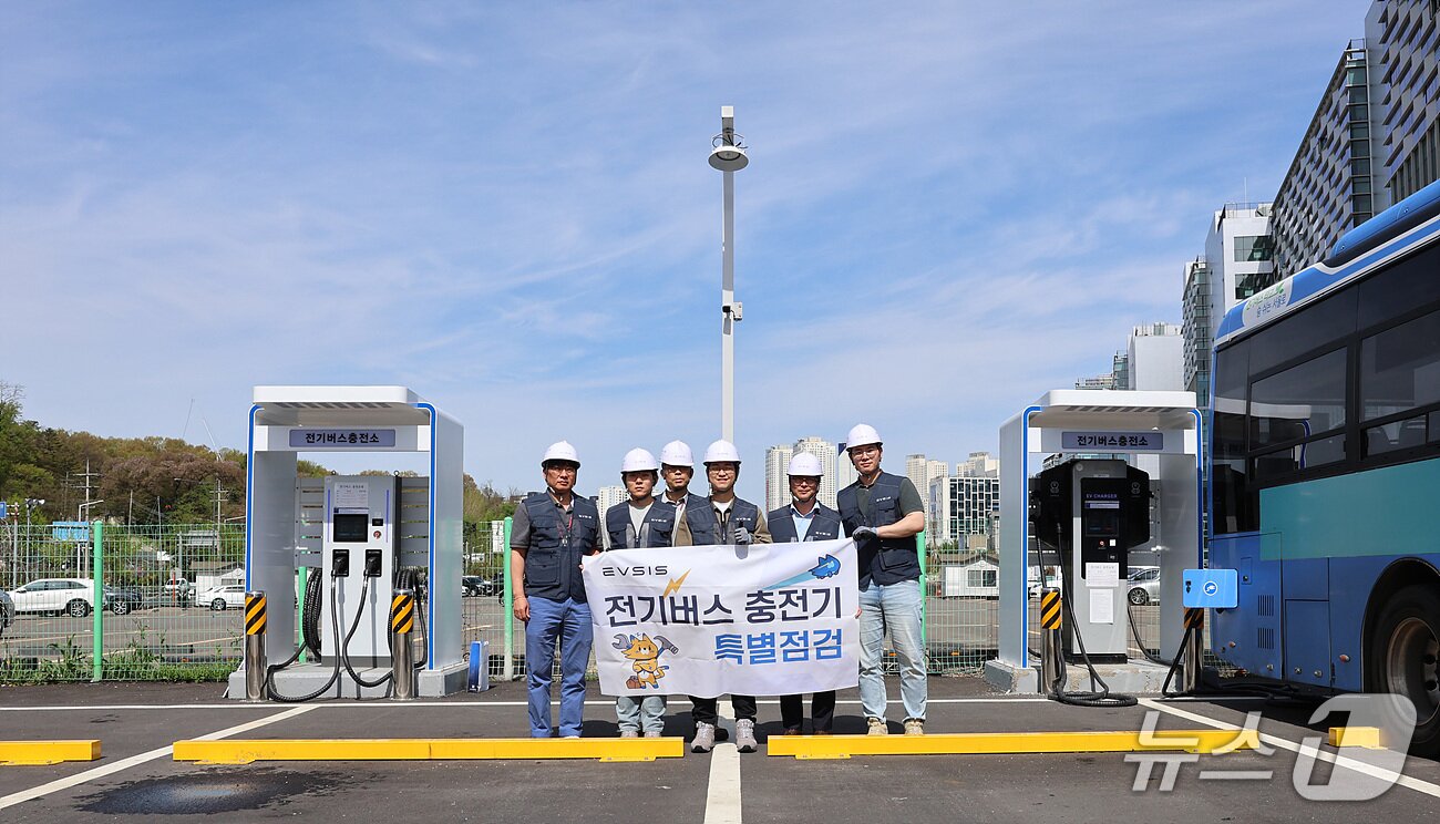 본문 이미지 - 전기버스 충전기 특별점검(EVSIS 제공)