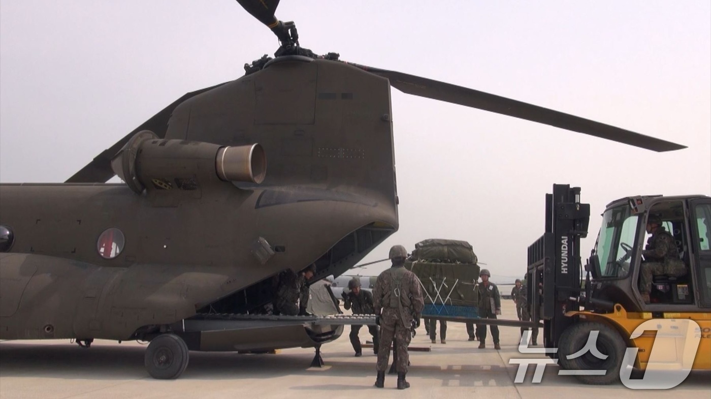 (서울=뉴스1) = 지상군구성군사령부는 지난 9일부터 2, 5군단(군수지원여단, 특공연대) 및 2신속대응사단과 육군항공사령부, 공군작전사령부, 공중기동정찰사령부, 공군군수사령부, …