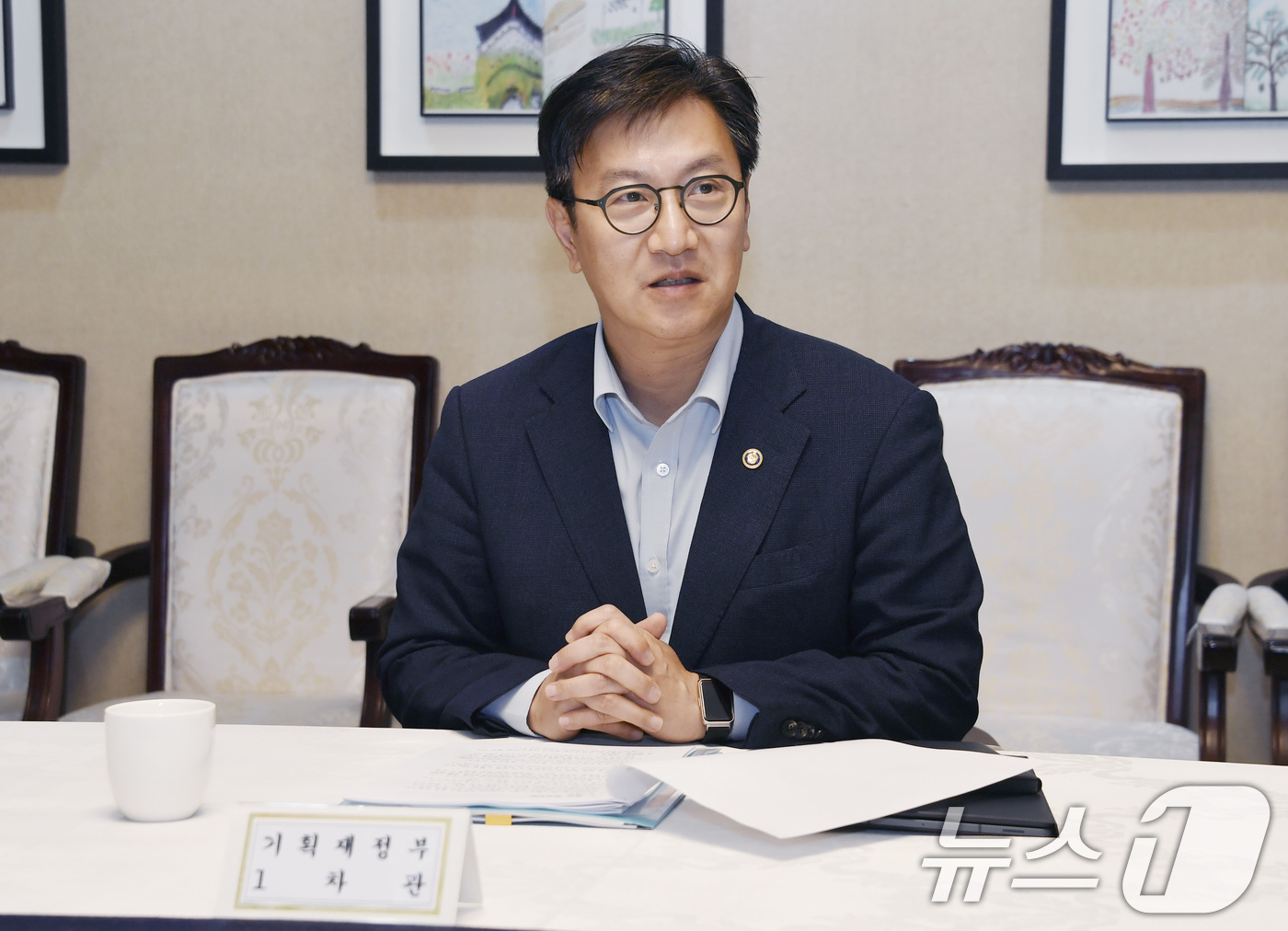(서울=뉴스1) = 김범석 기획재정부 장관 직무대행이 16일 서울 종로구 정부서울청사에서 열린 '제45차 물가관계차관회의'를 주재하고 있다. (기획재정부 제공. 재판매 및 DB 금 …