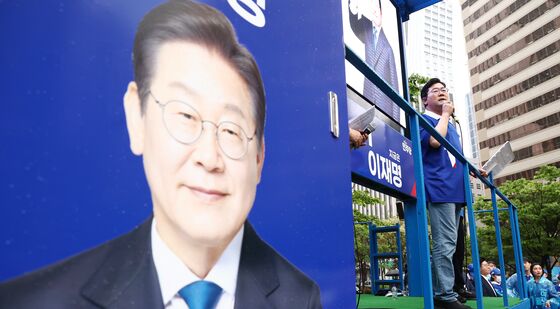 여의도서 이재명 후보 지원 유세하는 박찬대 원내대표