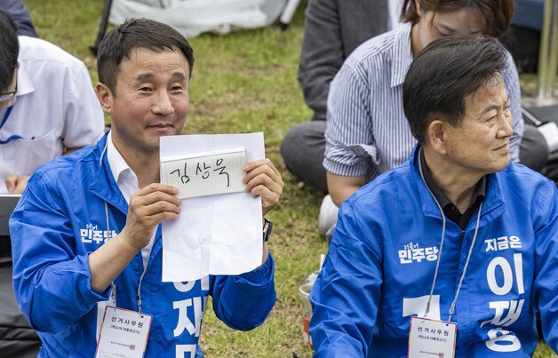 한동훈 "현금깡 지역화폐"…민주 "한 장이라도 써봤나"