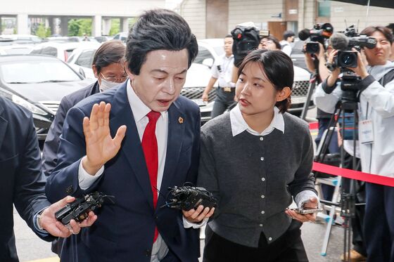 '신도성추행·사기 혐의' 허경영 "구속 정당"…구속적부심 기각