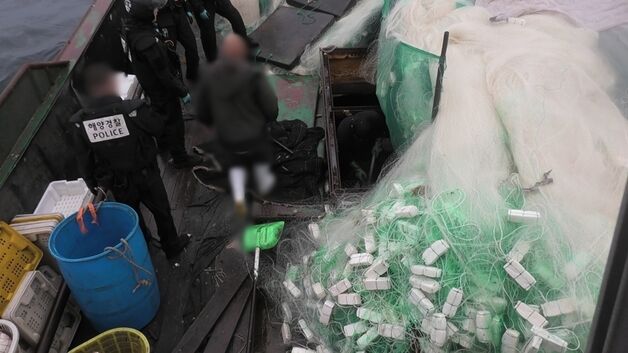 군산해경, 조업일지 부실기재한 중국어선 1척 나포