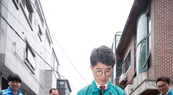 김완섭 환경부장관, 도시침수 대비 도림천 및 목감천 현장점검