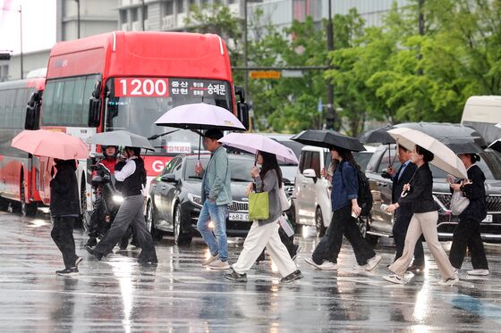 남해군 51.5㎜…밤사이 부산·경남 20~80㎜ 이상 폭우