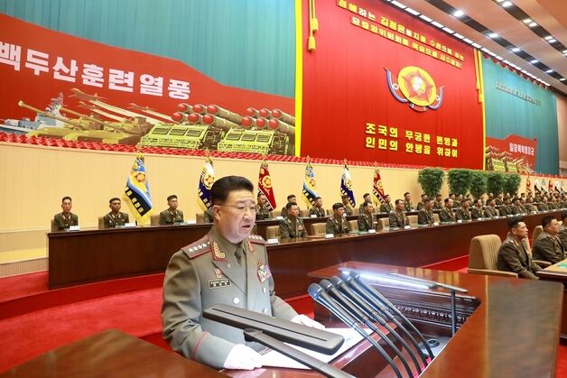 북한, 훈련간부대회 개최…"완벽한 전쟁수행능력 갖춘 강군되어야"