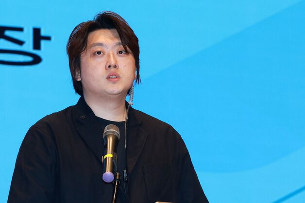 박단 사퇴…전공의 정부대응 '대화 중심'으로 전환되나