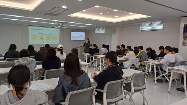 덕성여대, 특성화고 취업역량 강화 위한 진로·취업 특강
