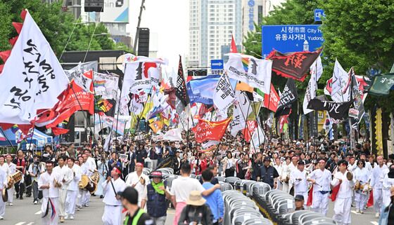 전국서 모인 2만명…한바탕 축제로 치러진 5·18 전야제(종합)