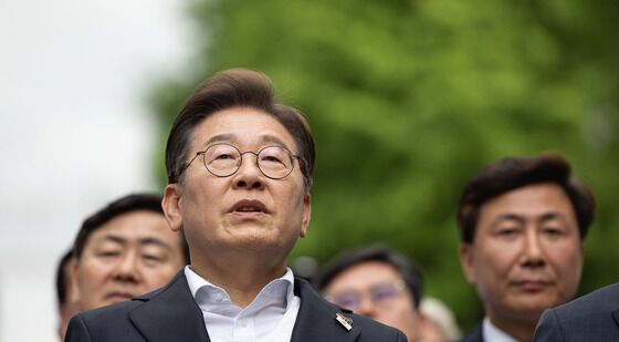 노래 따라 부르는 이재명