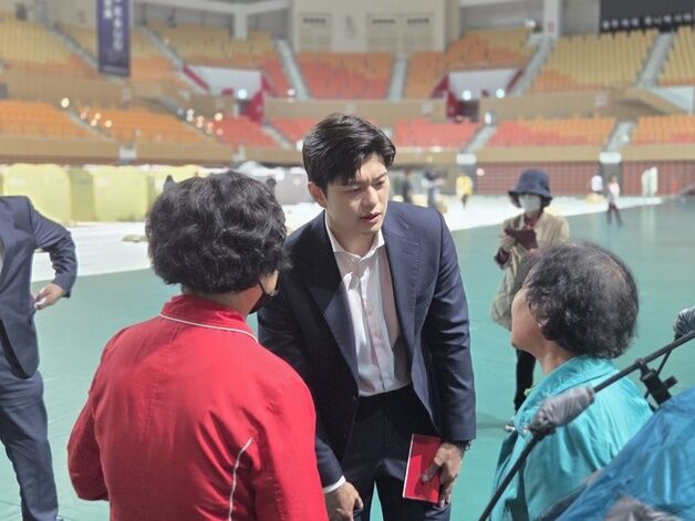 5·18 전야제 대신 금호타이어 화재 이재민 찾은 국힘 김용태