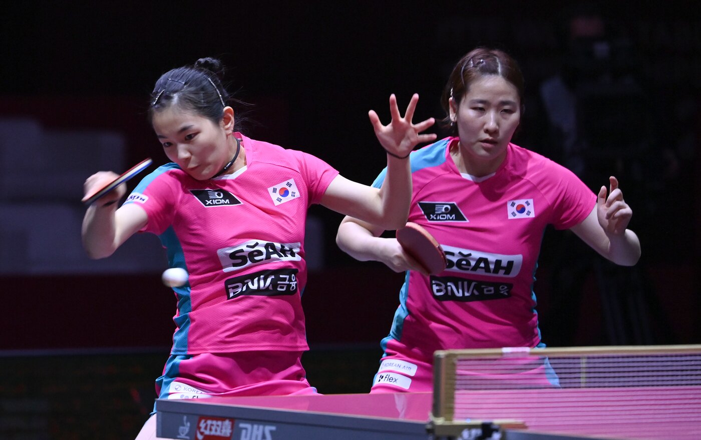 본문 이미지 - 여자 복식에서 승리를 거둔 김나영-이은혜 조(대한탁구협회 제공) 