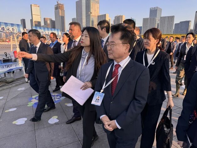 육동한 춘천시장, 중국 다롄 아카시아 축제 개막식 참석