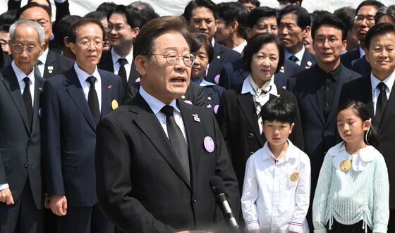 이재명, 대통령 '4년 연임제' 개헌 제안…김문수 '중임제'와 차이는