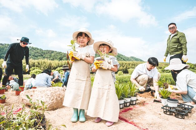 울산 태화강 봄꽃축제 34만명 다녀가…360도 무빙 카메라 '인기'