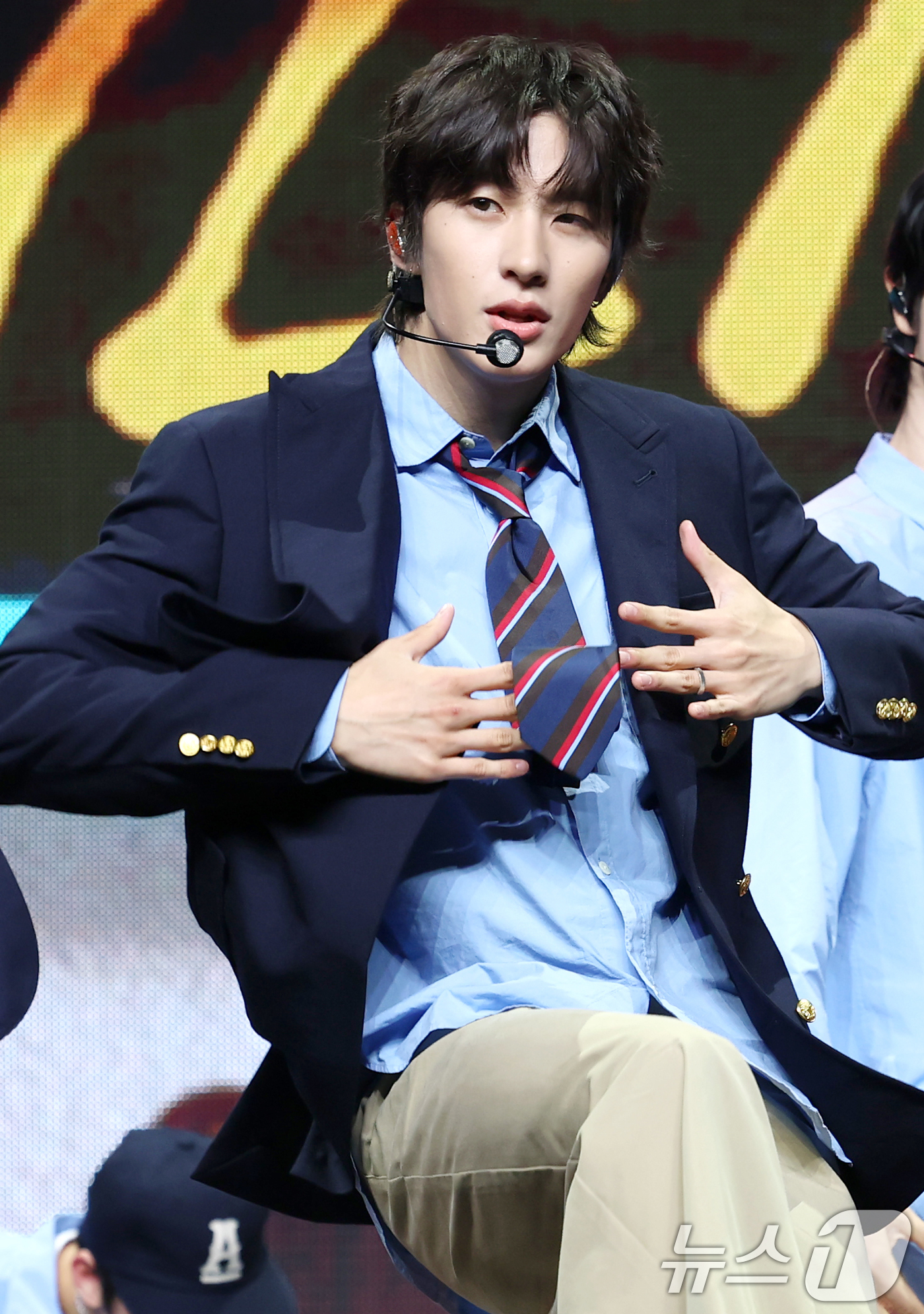 (서울=뉴스1) 권현진 기자 = 라이즈(RIIZE) 원빈이 19일 오전 서울 용산구 블루스퀘어에서 가진 첫 정규 앨범 '오디세이(ODYSSEY)' 발매 기념 쇼케이스에서 타이틀 곡 …