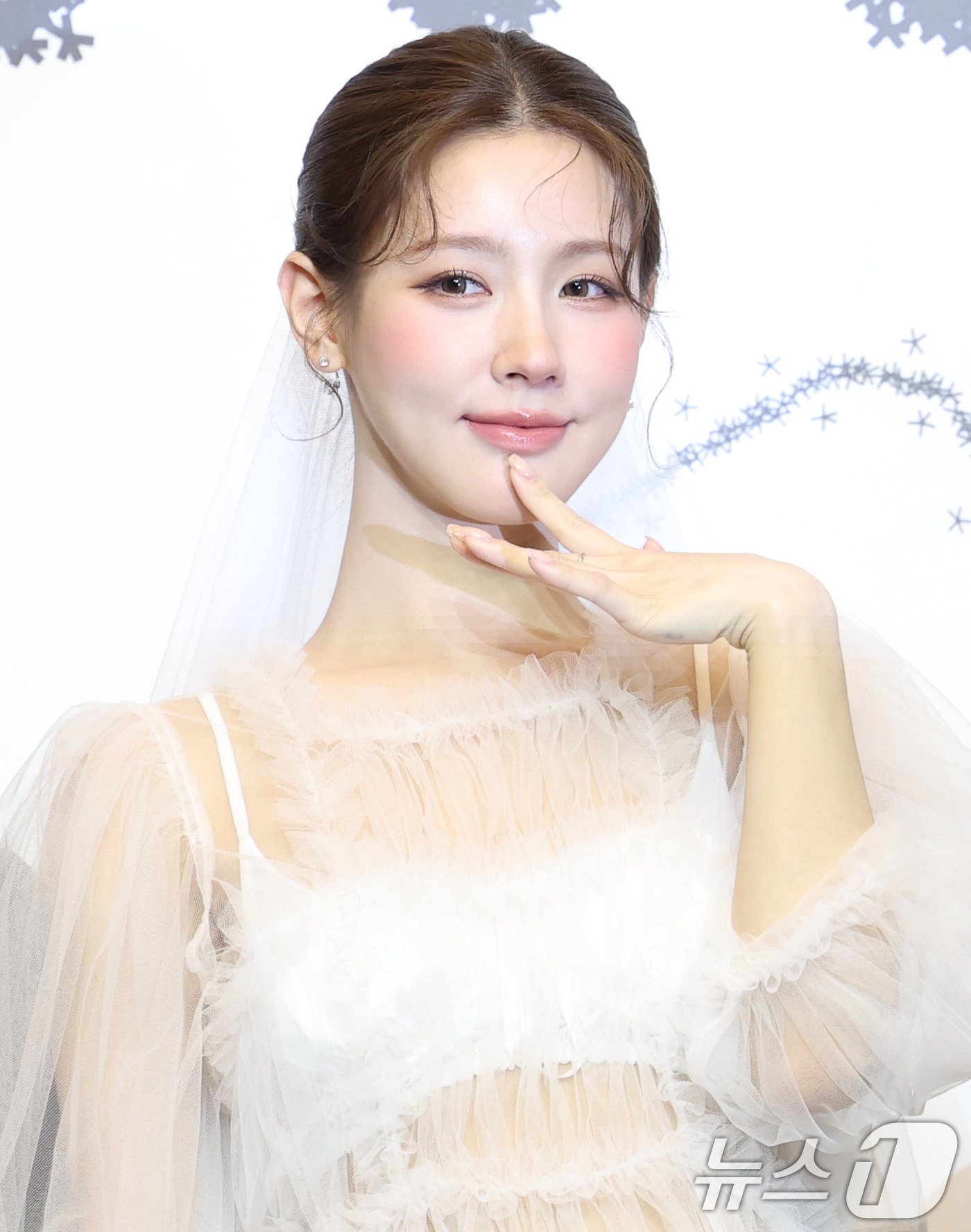 (서울=뉴스1) 권현진 기자 = 그룹 '아이들(i-dle)' 미연이 19일 오후 서울 강남구 조선팰리스 서울 강남에서 열린 미니 8집 '위 아(We are)’ 기자간담회에 참석해 …