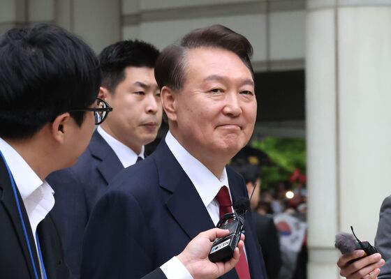 검찰, 尹 내란 재판부에 '비화폰 압수수색 필요성' 의견서 제출