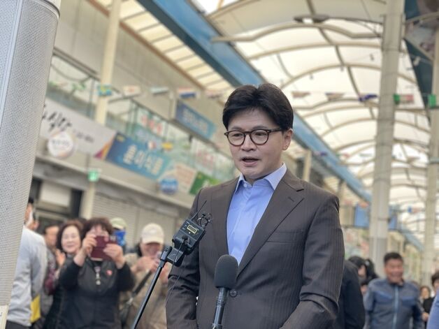 한동훈 "이재명, 유죄 부정이 내란…법원 들어 엎으라고 선동"