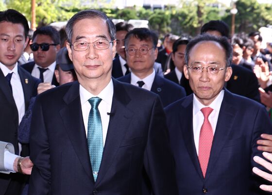 전북 출신 한덕수 대선 출마에…도민들 "정말 전북 사람이야?"