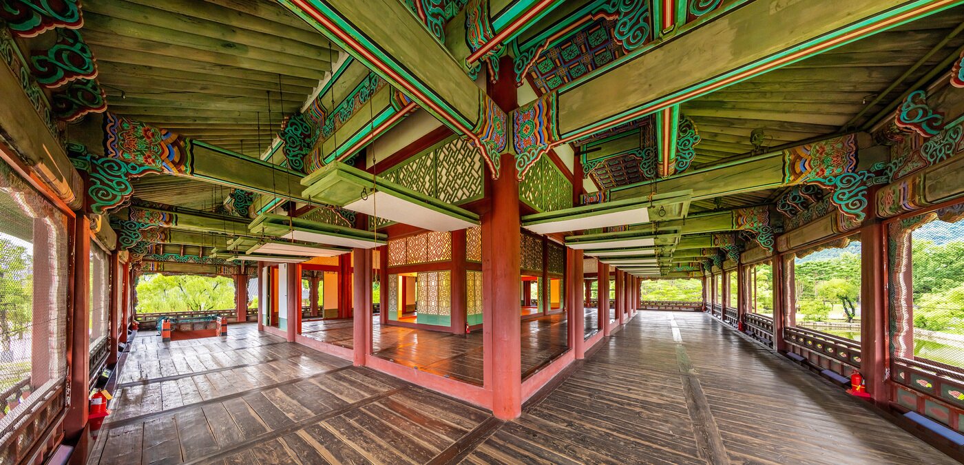 본문 이미지 - 경복궁 경회루 내부(국가유산청 제공)