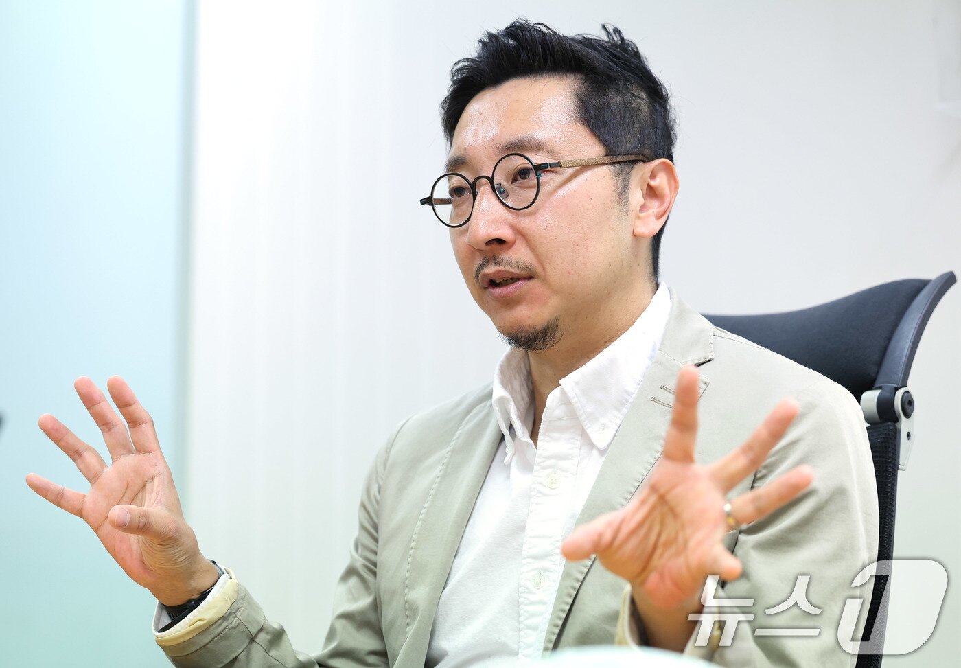 본문 이미지 - 양승훈 경남대 사회학과 교수가 2일 서울 종로구 뉴스1 본사에서 인터뷰를 갖고 있다. 2025.5.2/뉴스1 ⓒ News1 박지혜 기자