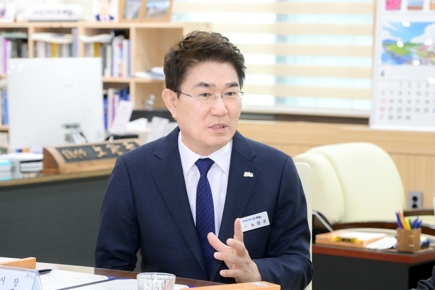 노관규 순천시장 "전남 동부권에 RE100 반도체 국가산단 유치"