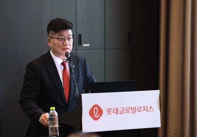 꺾인 'IPO 대어'의 꿈…롯데글로벌로지스 상장 자진 철회(종합)