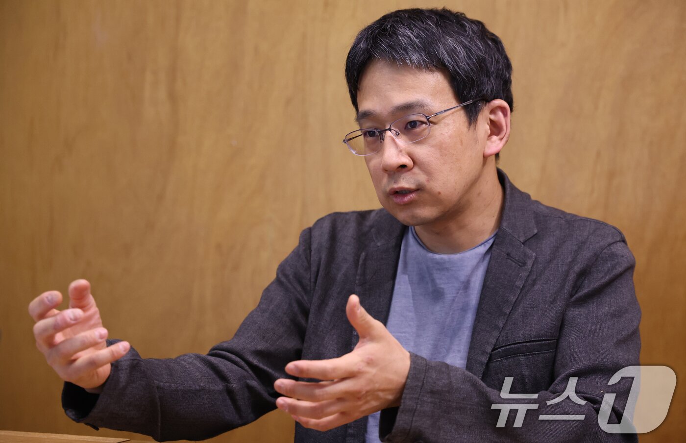 본문 이미지 - 김주진 기후솔루션 대표가 2일 서울시 성동구 헤이그라운드에서 뉴스1과 인터뷰를 하고 있다. 2025.5.2/뉴스1 ⓒ News1 김명섭 기자