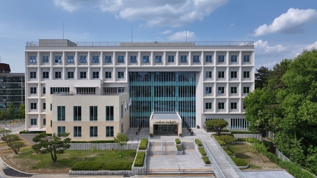 충북교육도서관, '같이(가치)책 문학기행 체인지' 운영