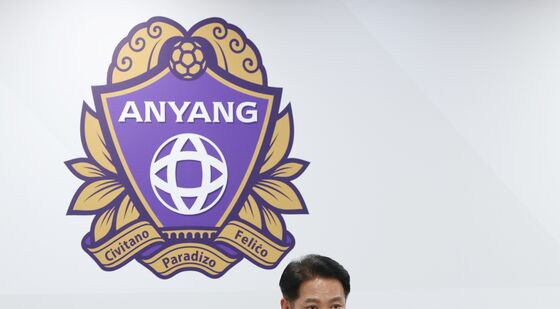 심판 판정 관련해 발언하는 최대호 FC안양 구단주