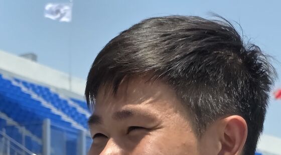 구미아시아육상대회 장대높이 뛰기 존 오비에나