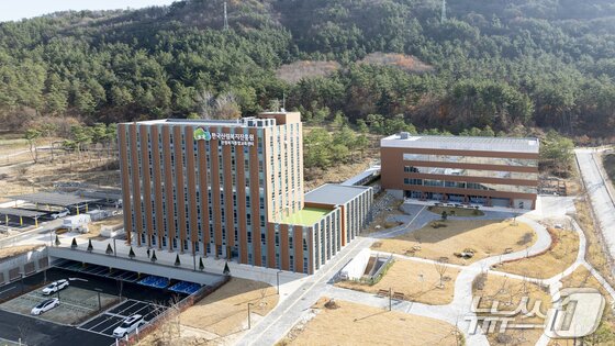 본문 이미지 -  20일 대전 서구에 개소한 산림복지종합교육센터 전경 모습. (한국산림복지진흥원 제공, 재판매 및 DB 금지)