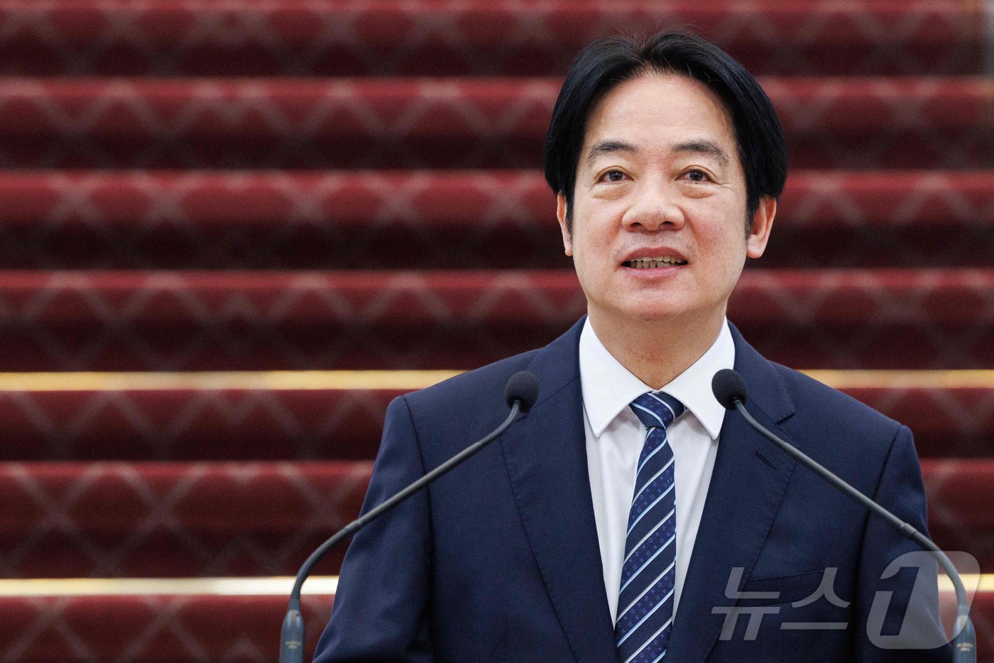 (타이베이 AFP=뉴스1) 강민경 기자 = 라이칭더 대만 총통이 20일 타이베이 총통부에서 취임 1주년 기념 연설을 하고 있다. 2025.5.20ⓒ AFP=뉴스1