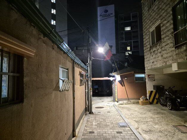 "보행자 귀가 땐 더 밝게" …종로구, 스마트보안등 설치
