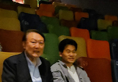 전한길 "尹과 나 사이 이간질 소식에 편지 보내자 '부정선거 토론 성공작' 답"