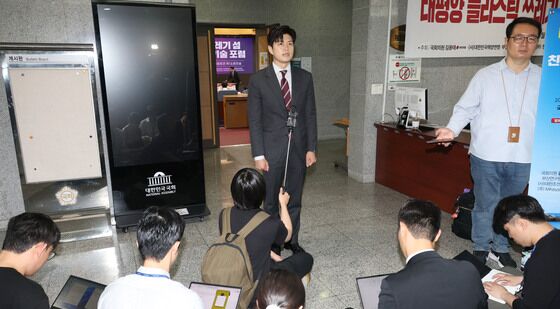 단일화 관련 답변하는 김용태 비대위원장