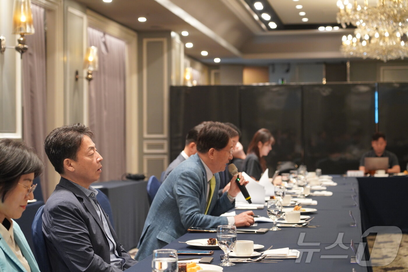 본문 이미지 - 유종필 창업진흥원장이 21일 서울 여의도 켄싱턴호텔에서 기자간담회를 개최했다. (창진원 제공)