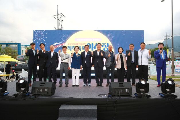 '곡성기차마을 야시장' 3만8천명 찾아…매출액 1.9억