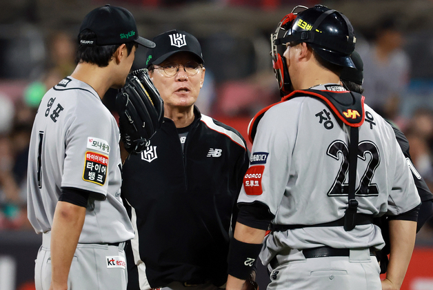 '장성우 극적 잔류' KT, 포수진 밑그림 완성…"멀리 내다본다"