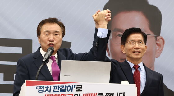 손학규 '김문수 지지 선언'